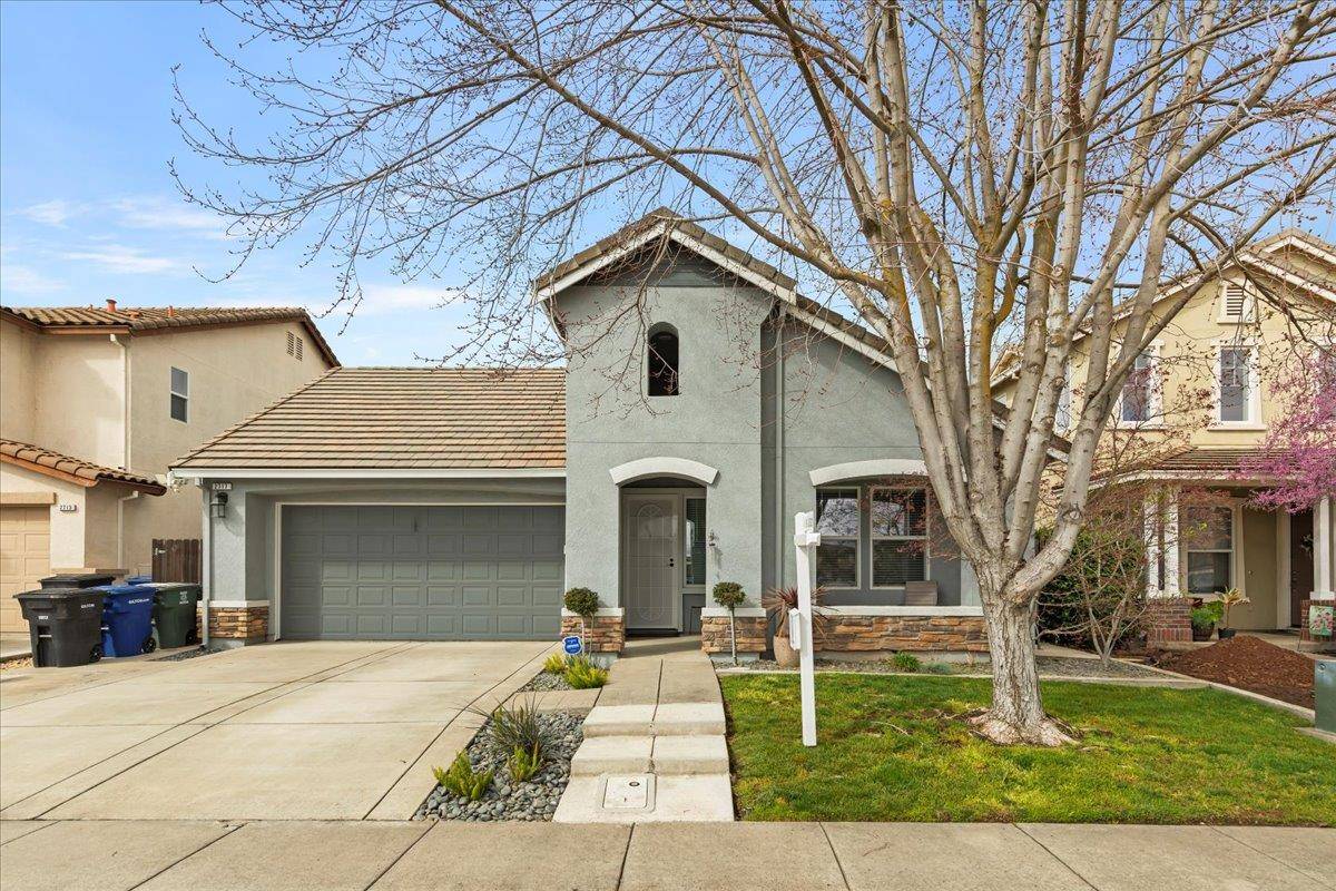 Modesto, CA 95355,2717 Amir DR