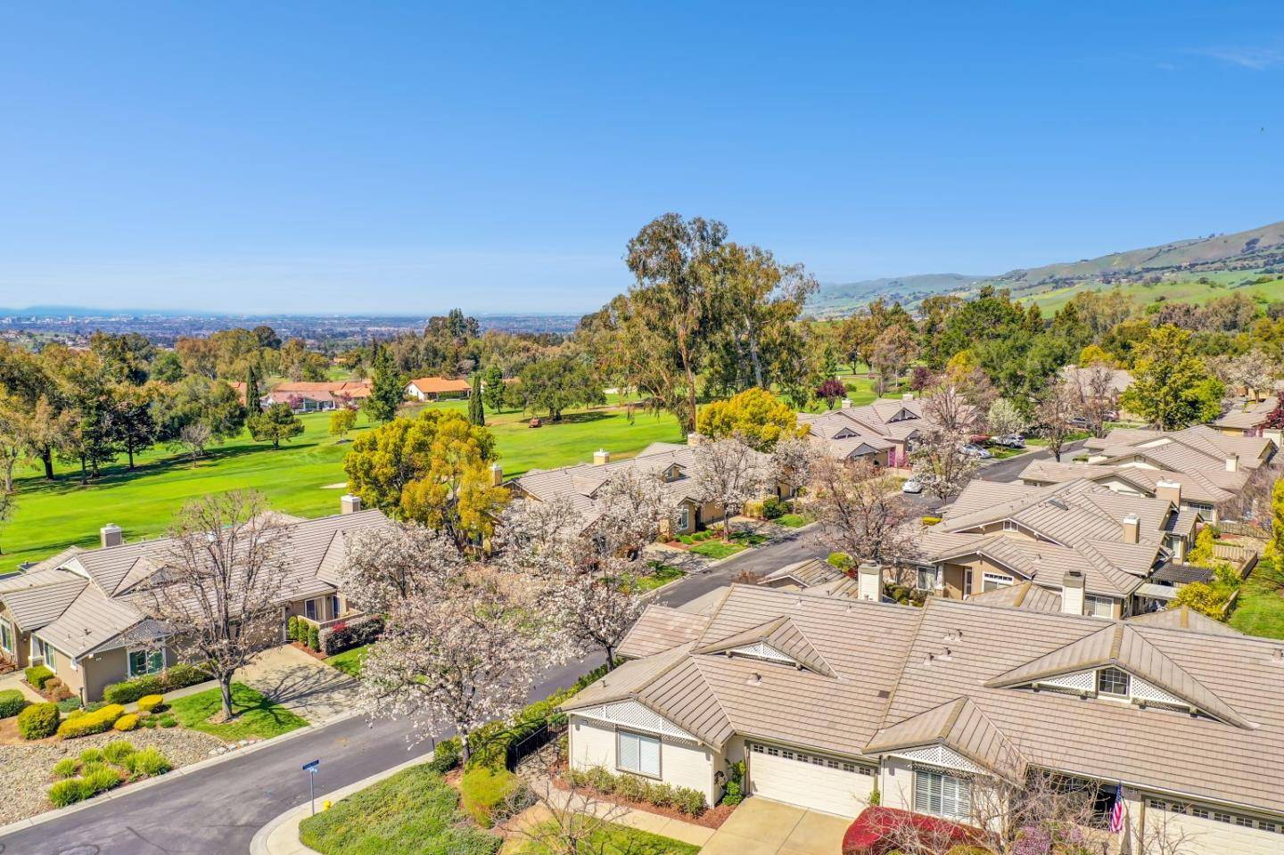 San Jose, CA 95135,8673 French Oak DR