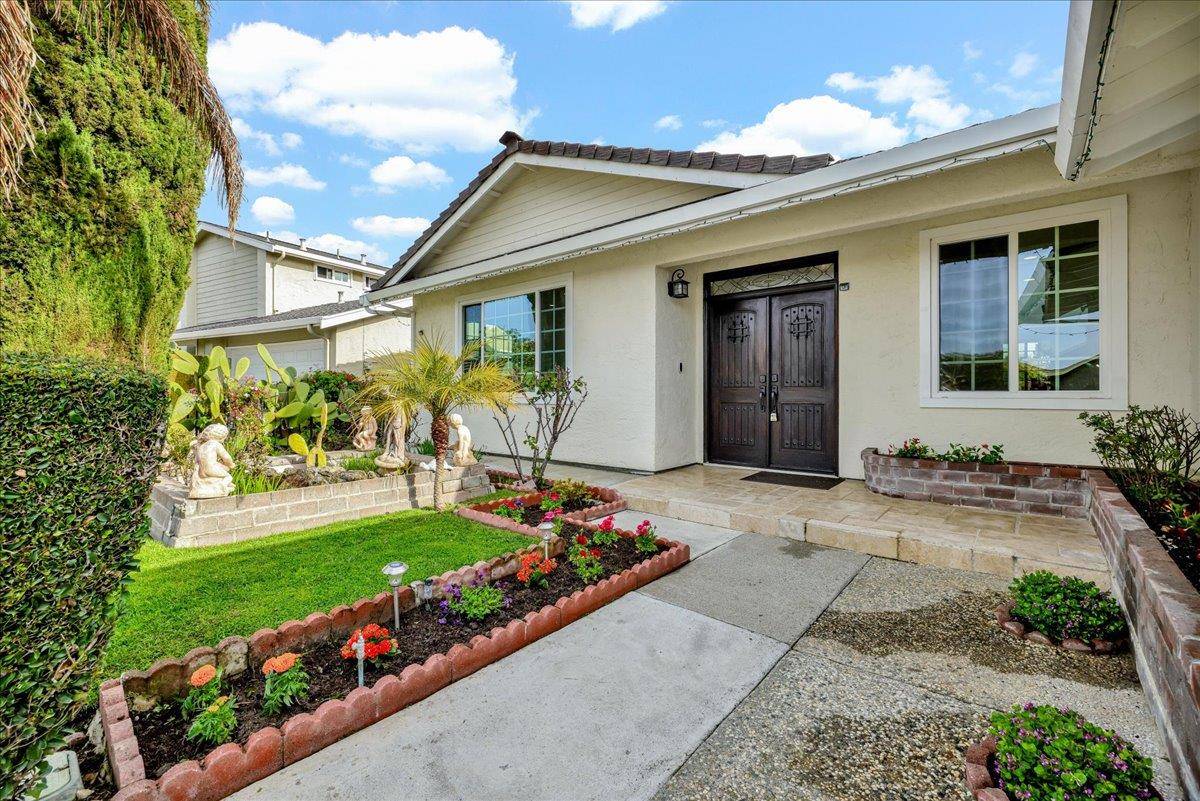Fremont, CA 94555,33726 Cassio CIR