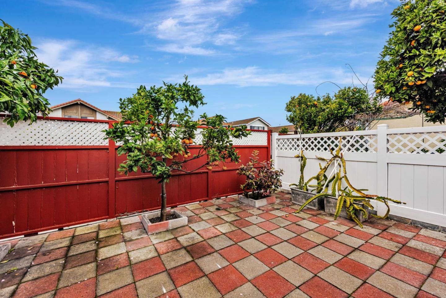Hayward, CA 94545,24426 Calaveras RD
