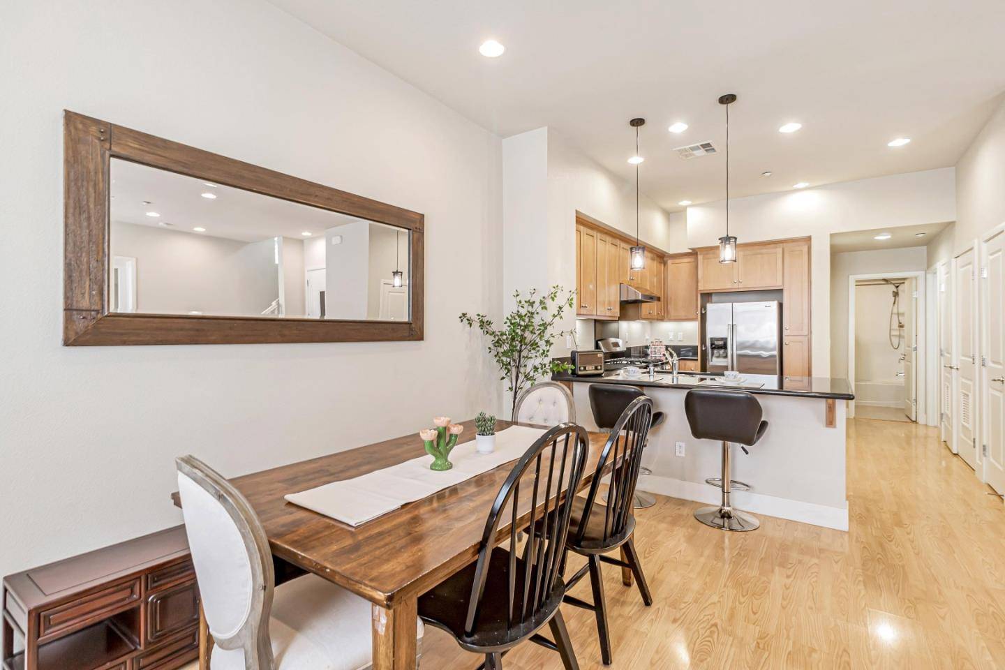 Palo Alto, CA 94303,1113 Trinity LN