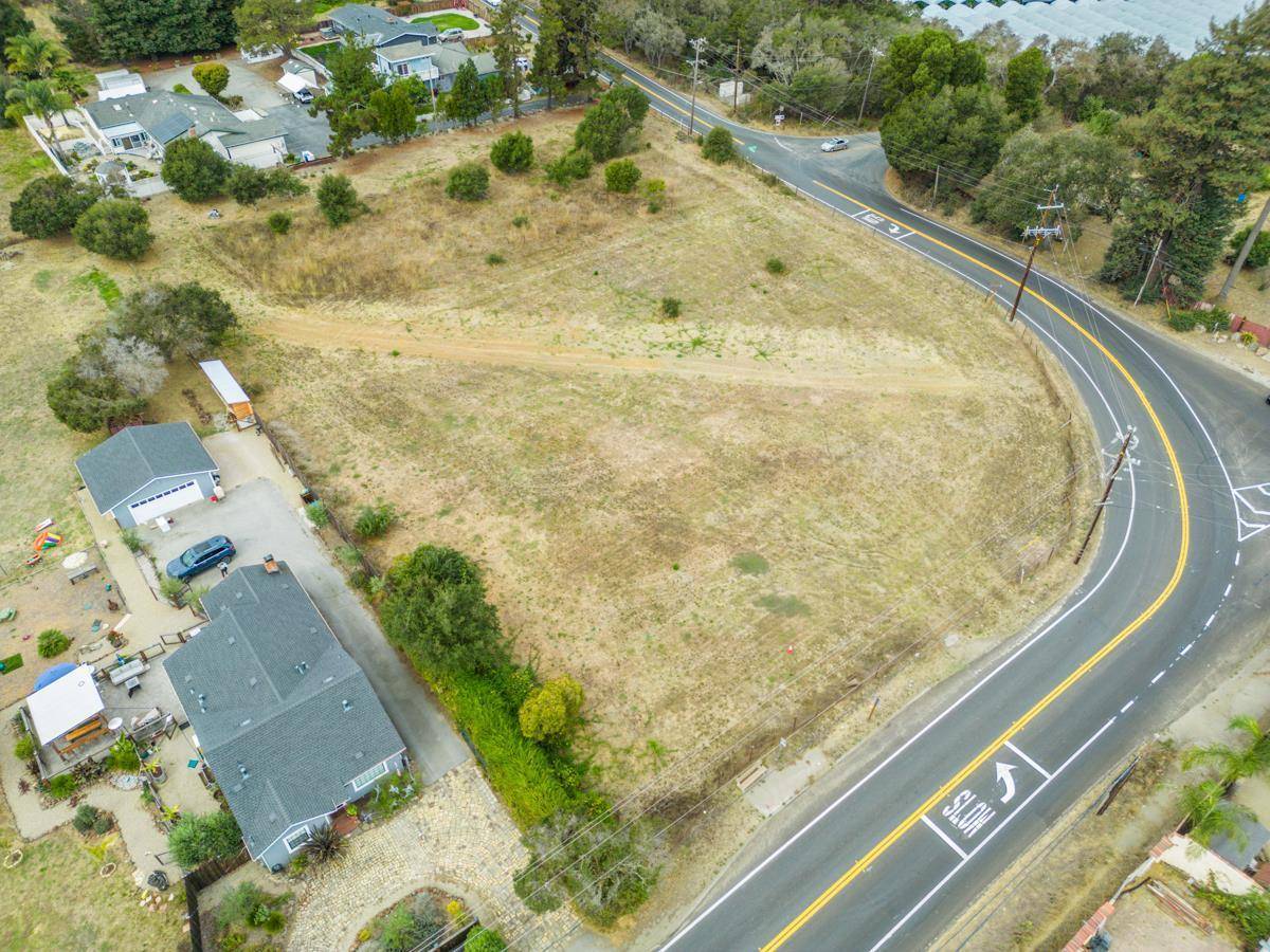 Watsonville, CA 95076,871 Green Valley RD