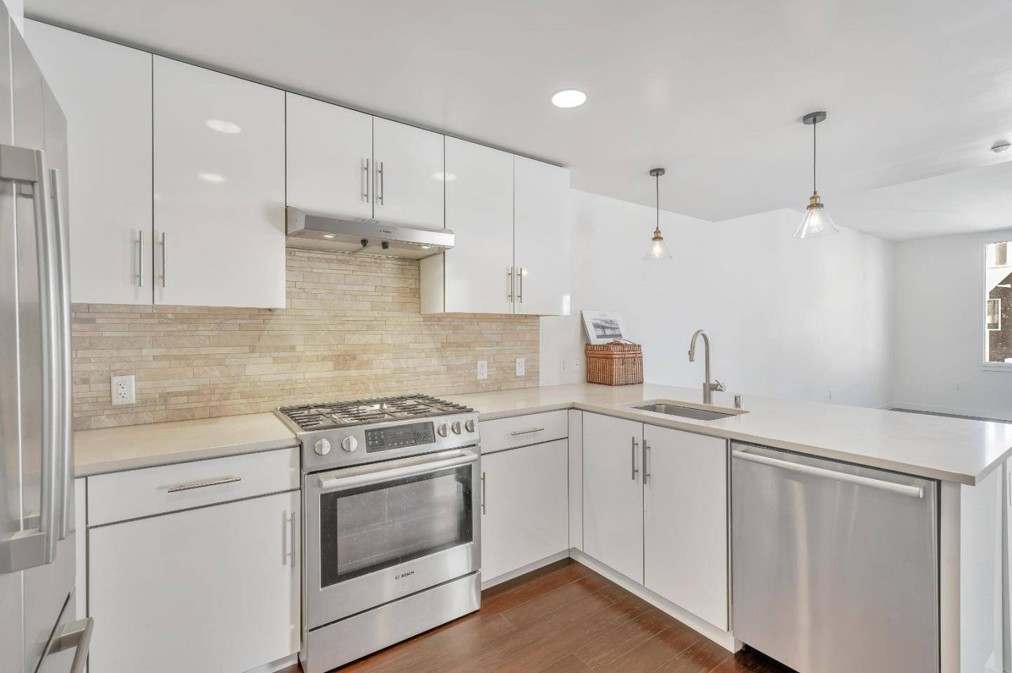 San Francisco, CA 94124,501 Hudson AVE 304