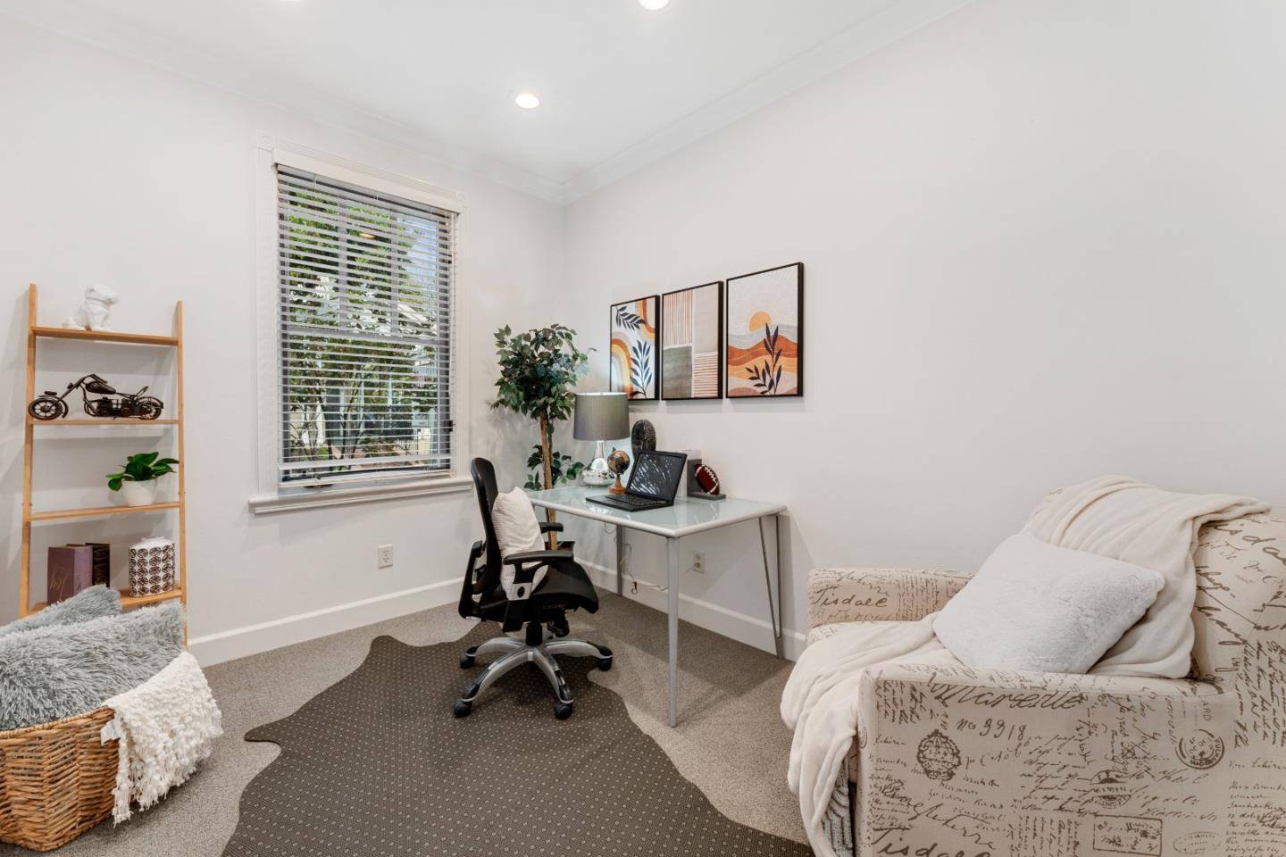 Los Gatos, CA 95030,110 Boyer LN