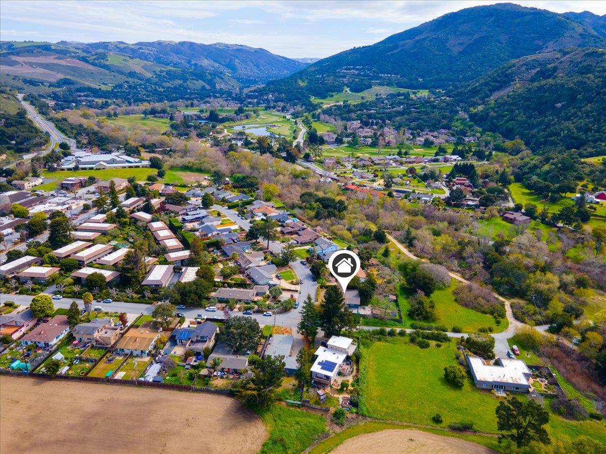 Carmel, CA 93923,27983 Berwick DR