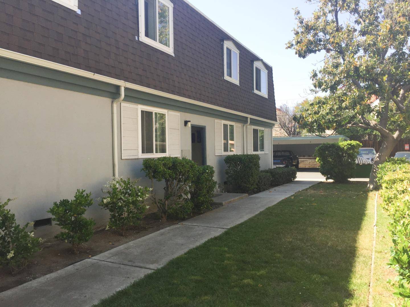 San Jose, CA 95124,1719 Ross CIR