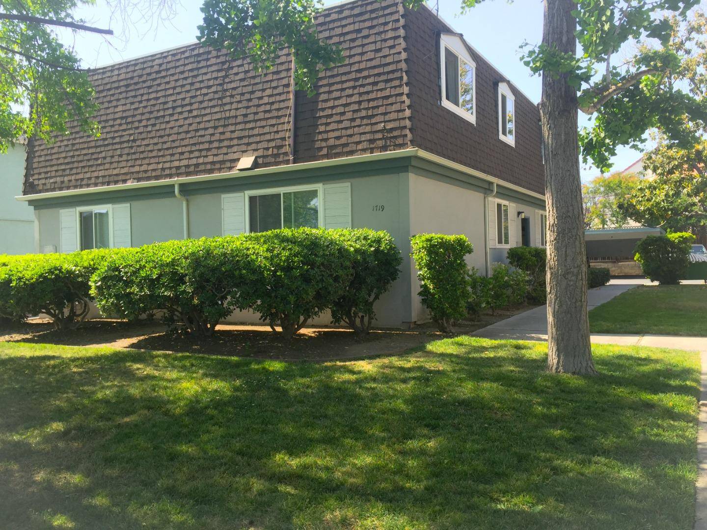 San Jose, CA 95124,1719 Ross CIR