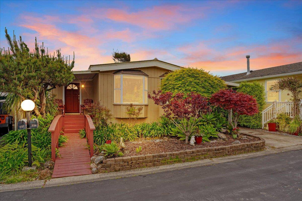 Santa Cruz, CA 95060,2395 Delaware 136
