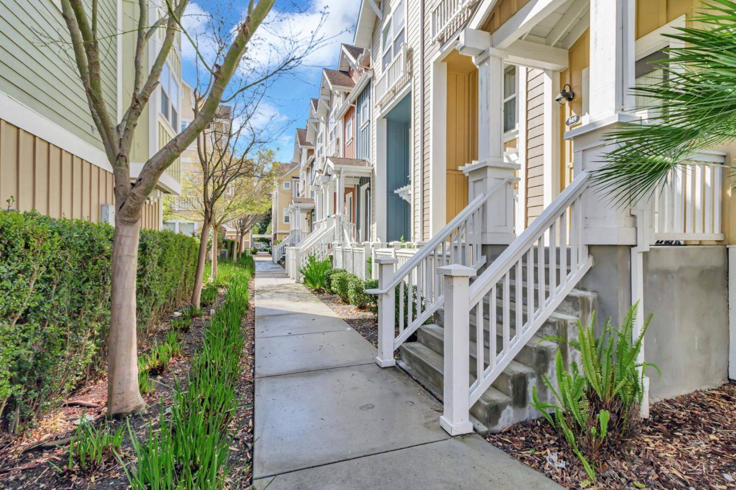Mountain View, CA 94043,843 Avery DR