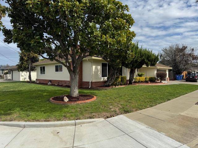 Fremont, CA 94536,38324 Blacow RD