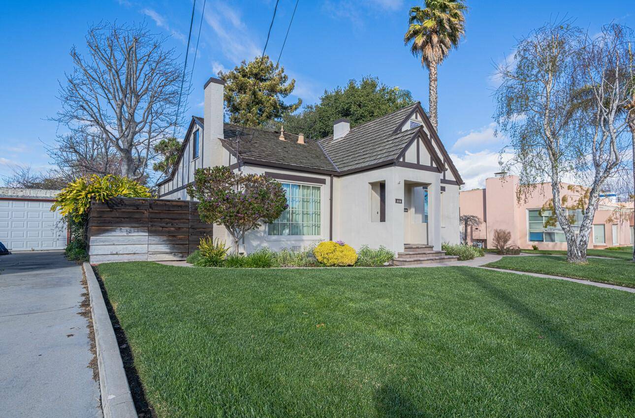 Salinas, CA 93901,219 E Acacia ST