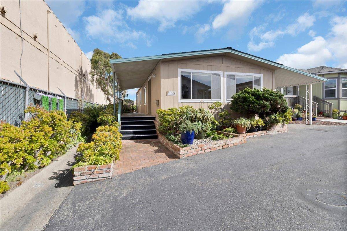Pacific Grove, CA 93950,700 Briggs AVE 35
