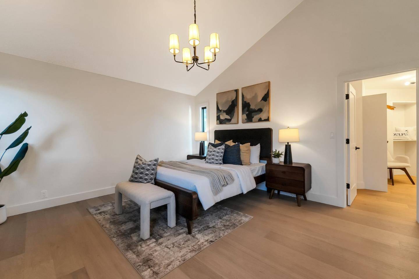 Menlo Park, CA 94025,2071 Oakley AVE