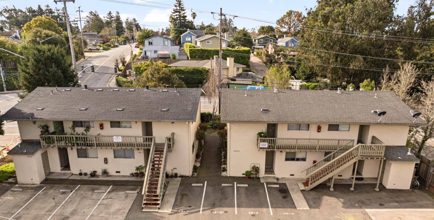 Santa Cruz, CA 95062,2935- 2945 Capitola RD
