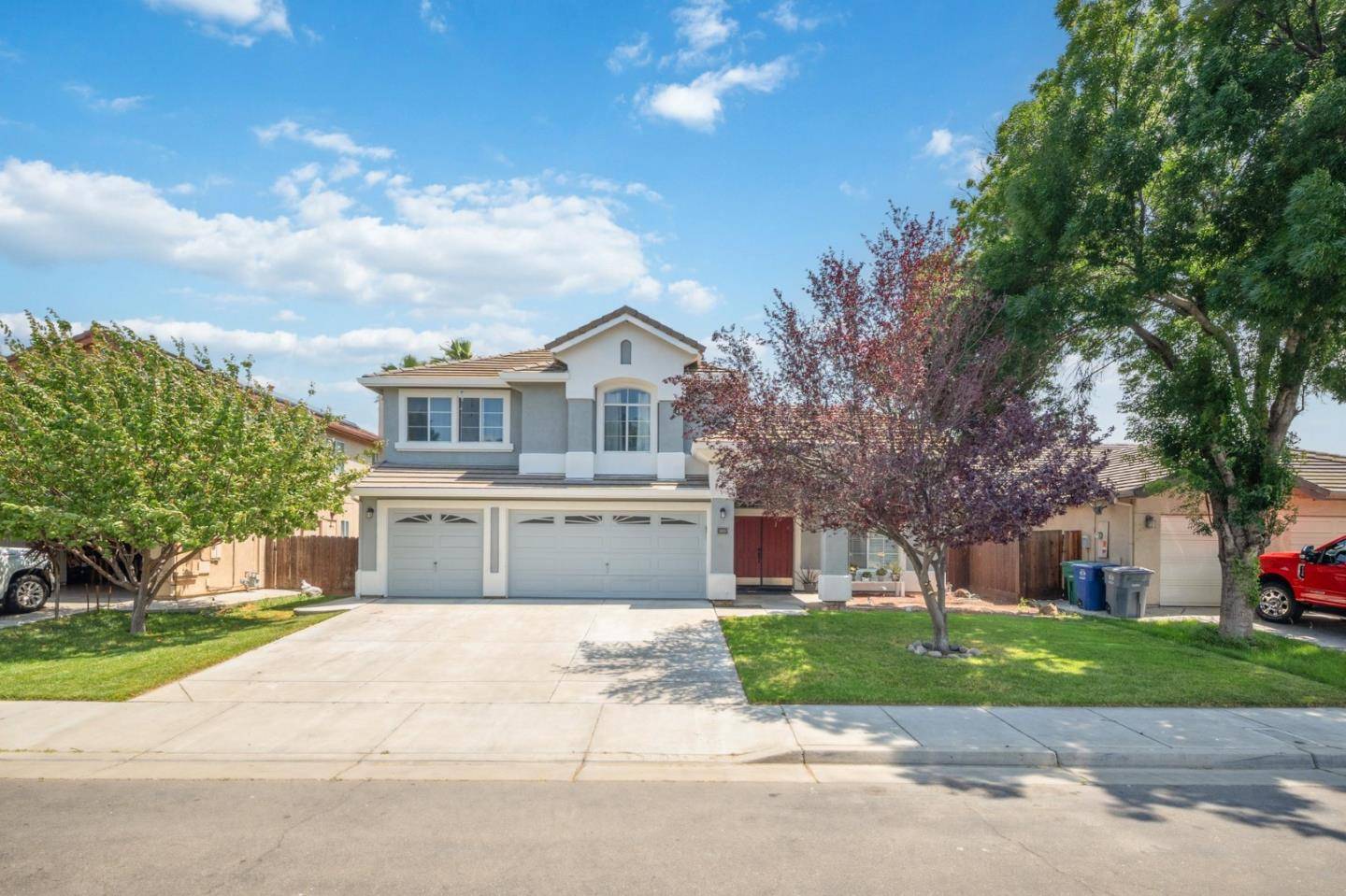 Los Banos, CA 93635,1009 Garden ST