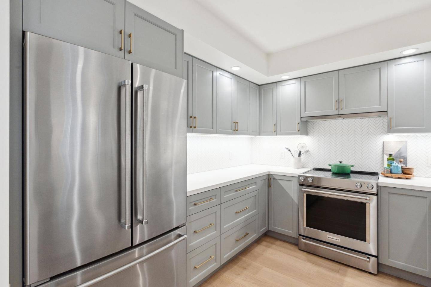 San Francisco, CA 94109,1438 Green ST 2B
