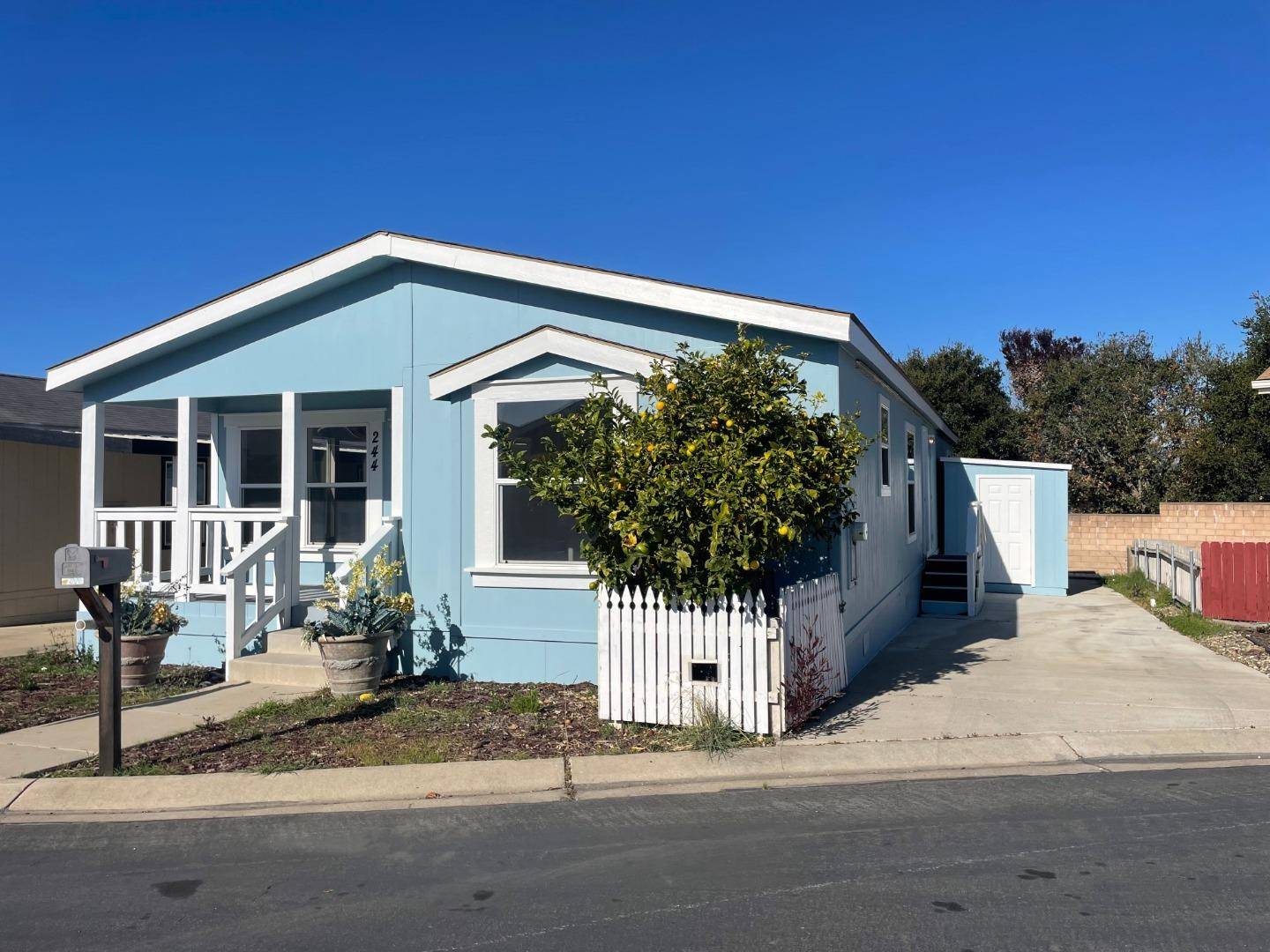 Arroyo Grande, CA 93420,765 Mesa View DR 244