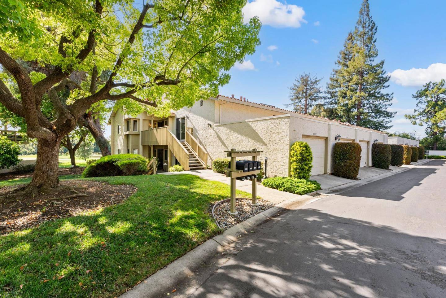 San Jose, CA 95135,8356 Charbono CT