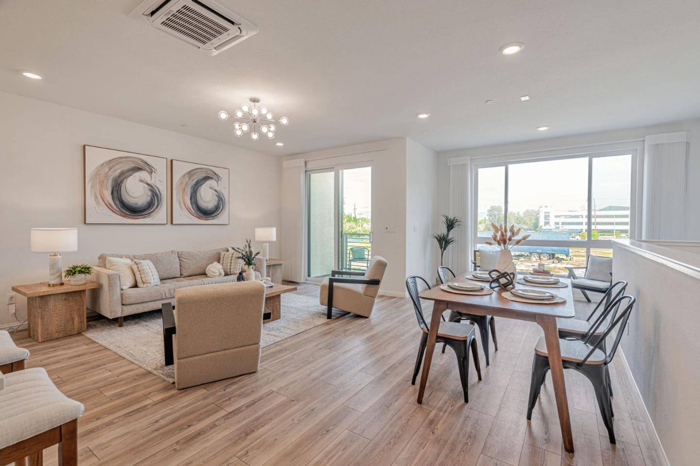 Santa Clara, CA 95050,2044 Worthington CIR