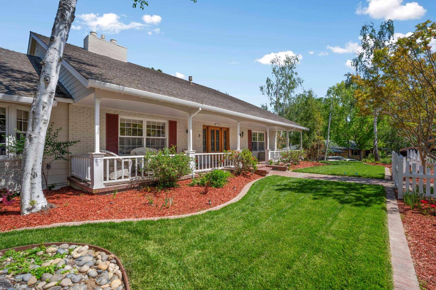 Monte Sereno, CA 95030,15374 Tamson CT