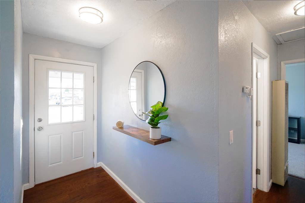 Rohnert Park, CA 94928,524 Baron DR