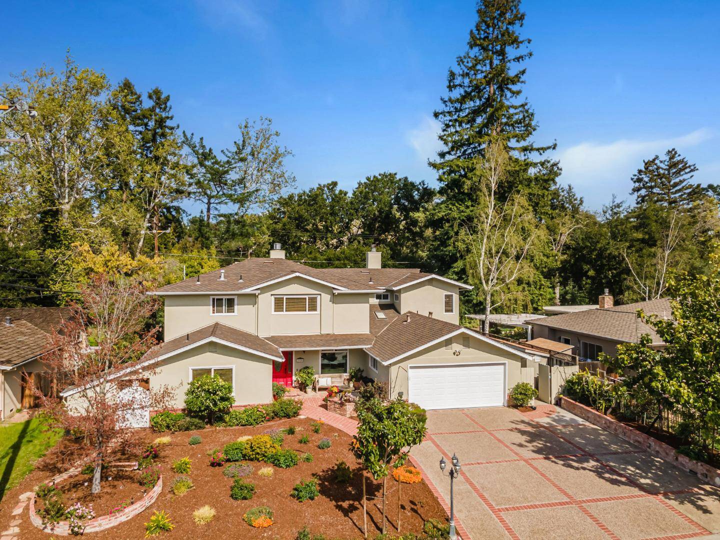 Los Altos, CA 94024,10500 Creston DR