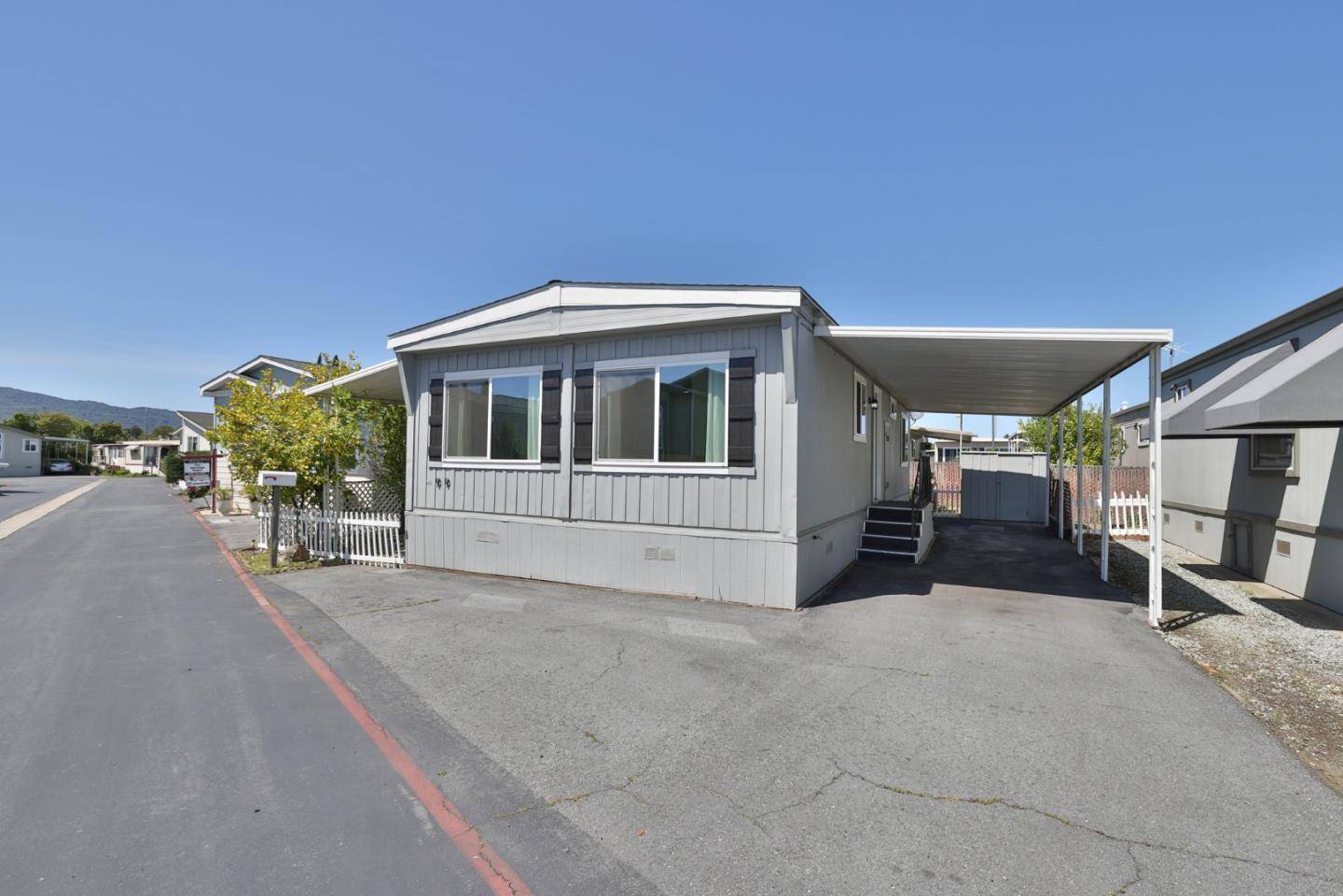 Gilroy, CA 95020,8282 Murray Ave #99 99