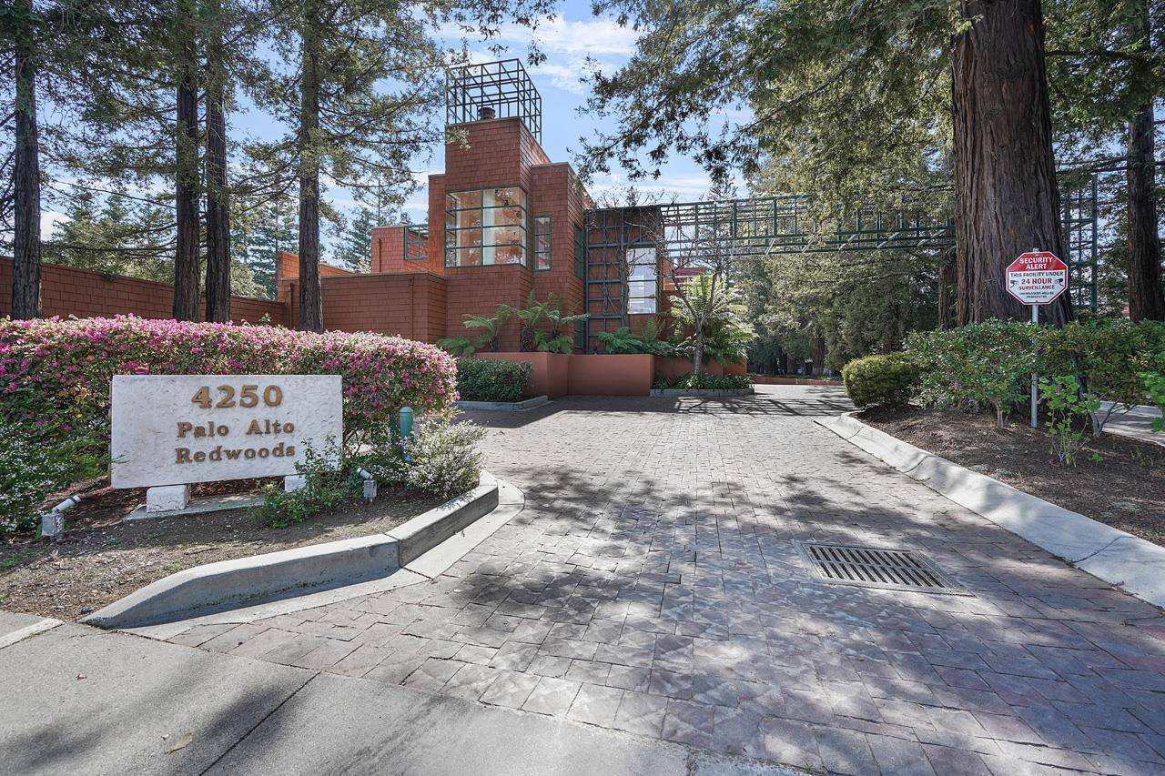 Palo Alto, CA 94306,4250 El Camino Real B118