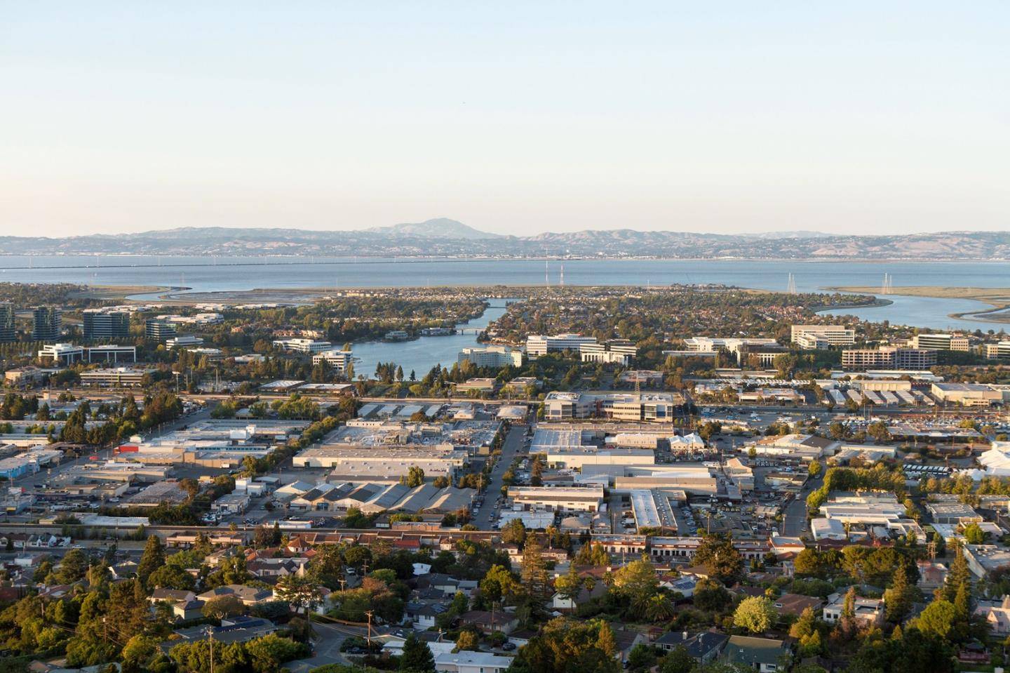 San Carlos, CA 94070,975 Buckland AVE