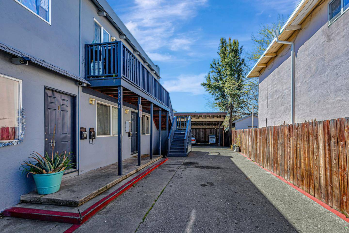 Redwood City, CA 94063,2804 Curtis AVE