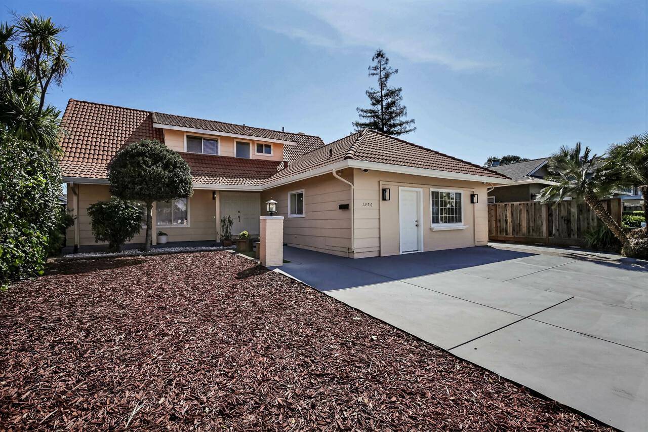 San Jose, CA 95118,1256 Hillsdale AVE