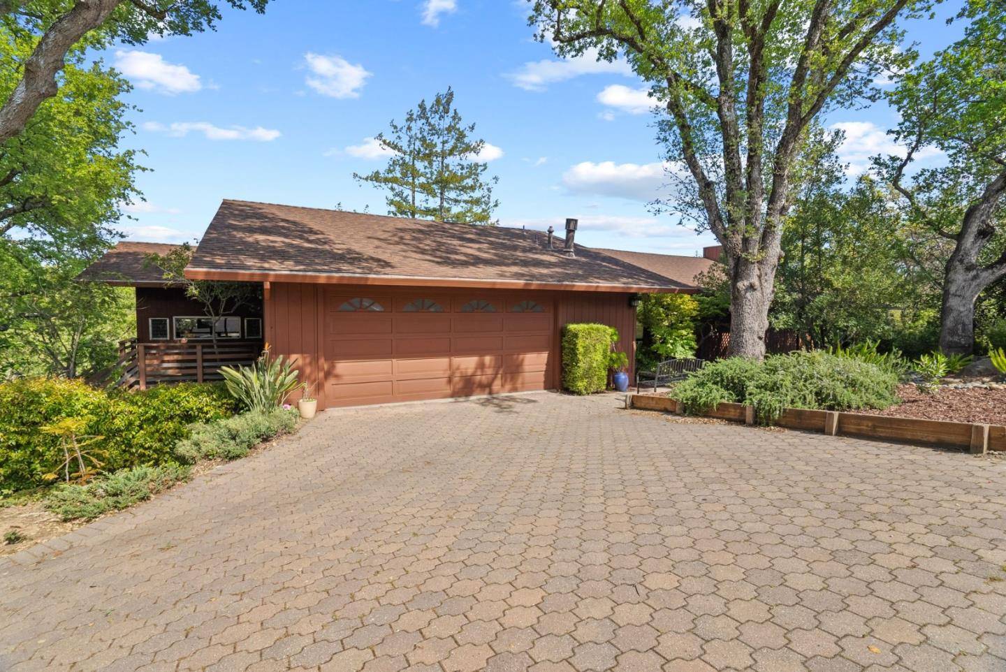 Los Gatos, CA 95030,713 Bicknell RD