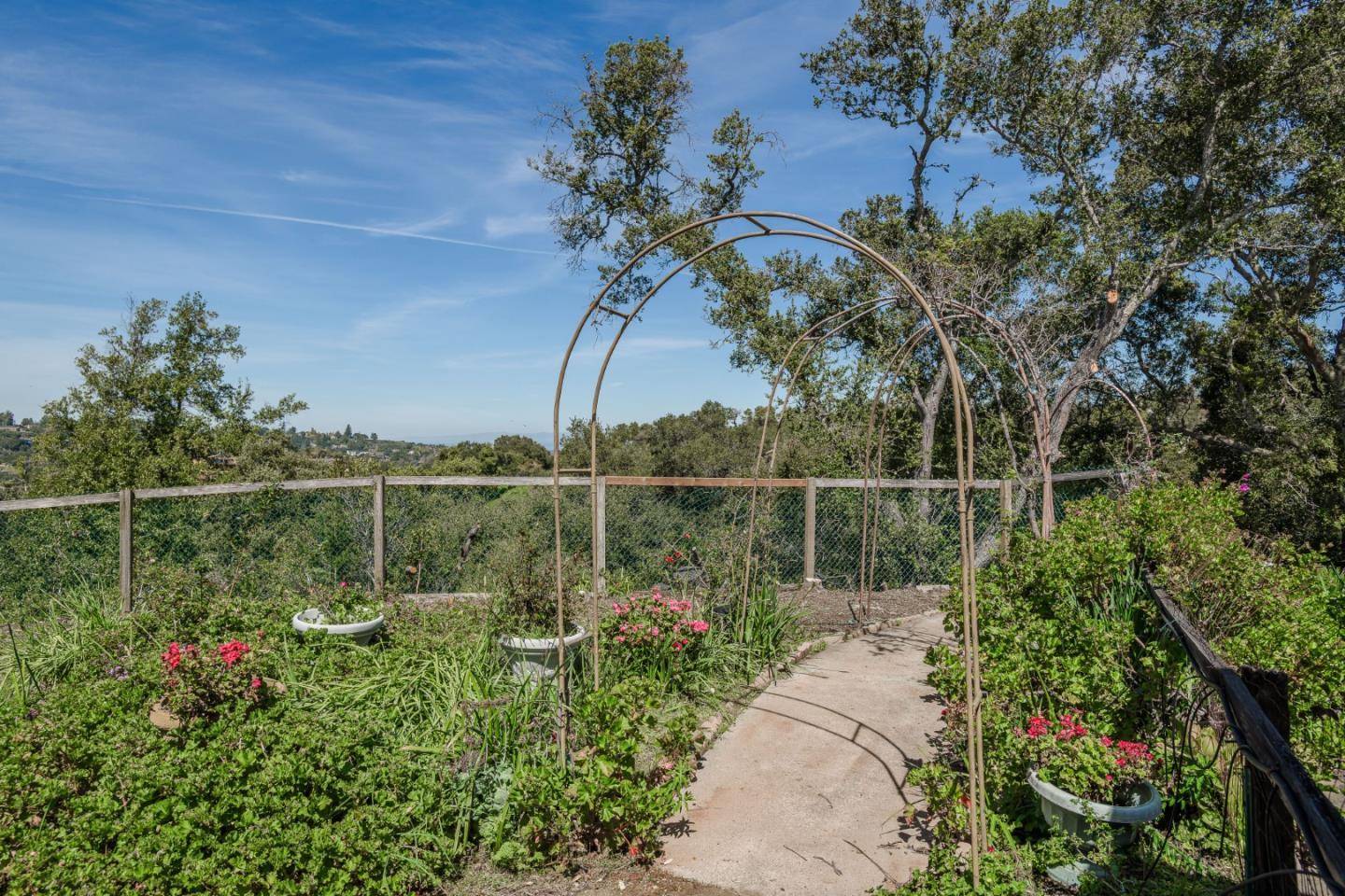 Portola Valley, CA 94028,640 Los Trancos RD