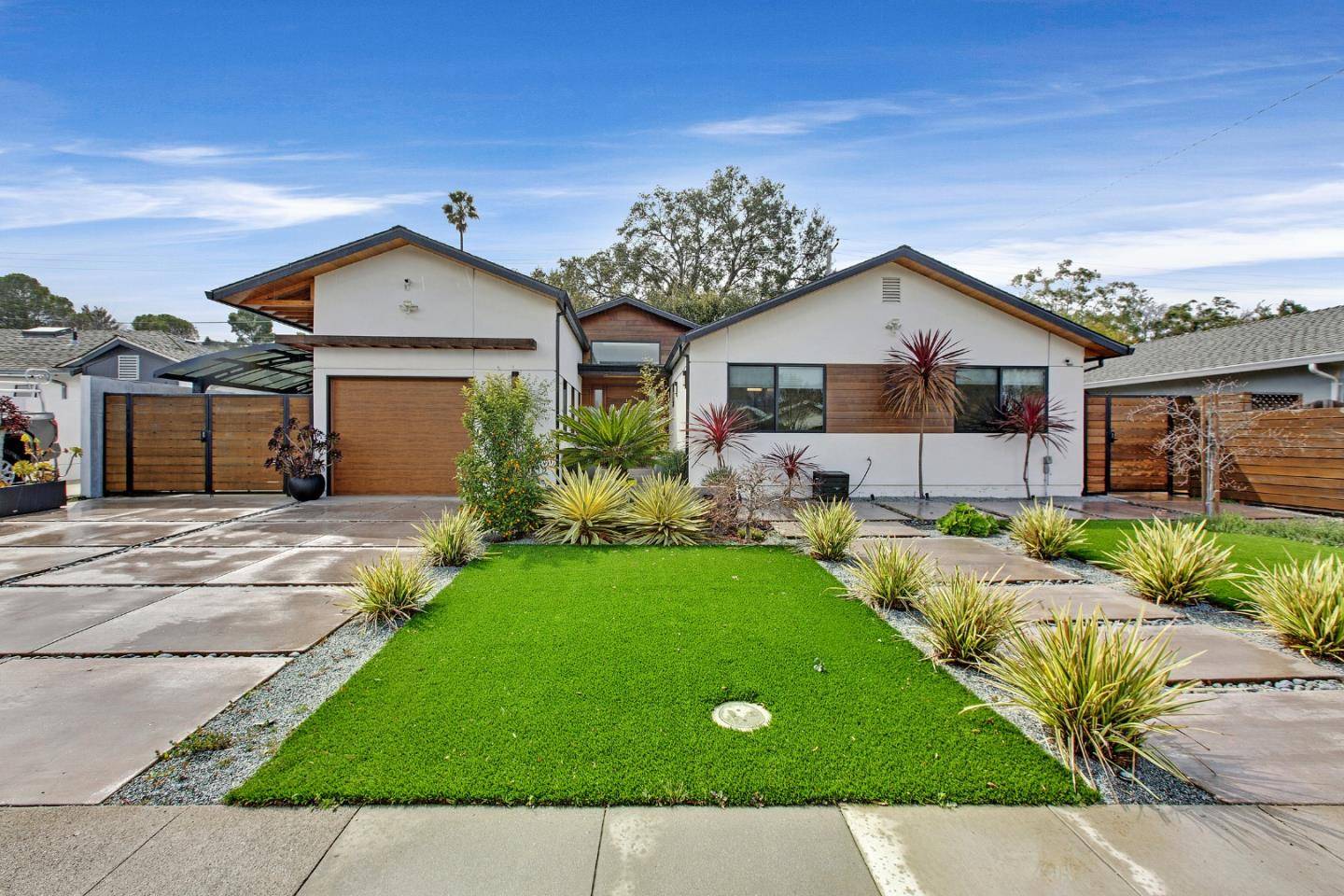 Los Gatos, CA 95032,104 Oak Park DR
