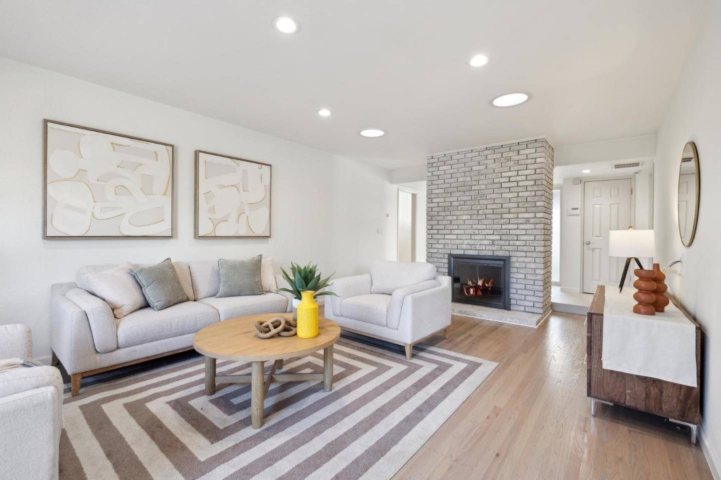 San Jose, CA 95129,5583 Castle Glen AVE