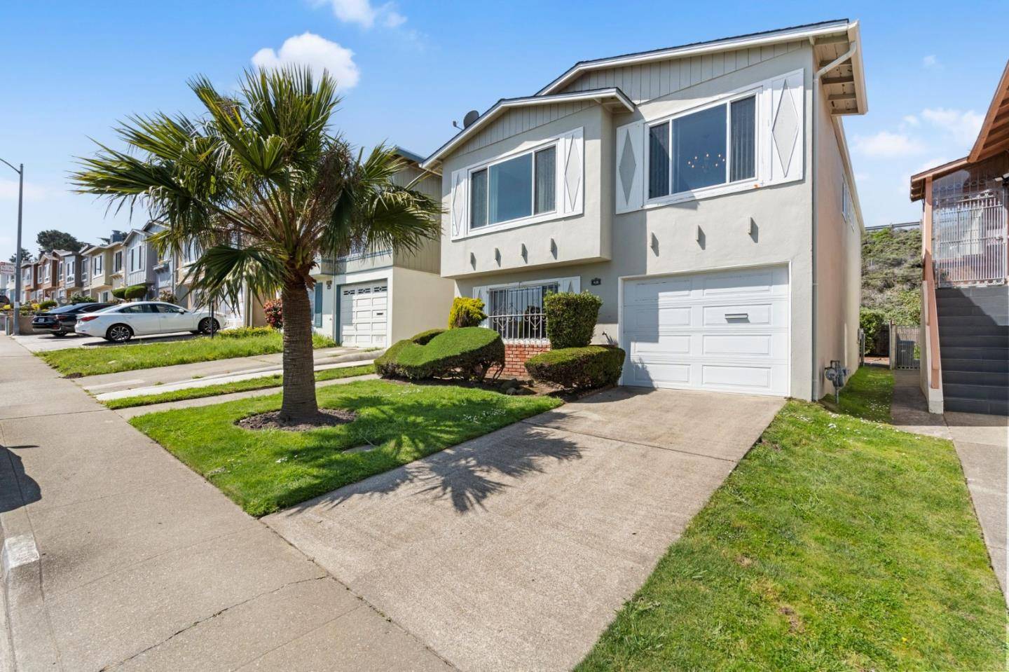 Daly City, CA 94015,430 Higate DR