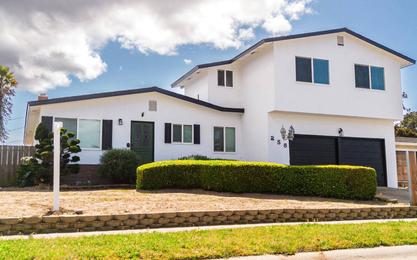 Marina, CA 93933,258 Beach RD
