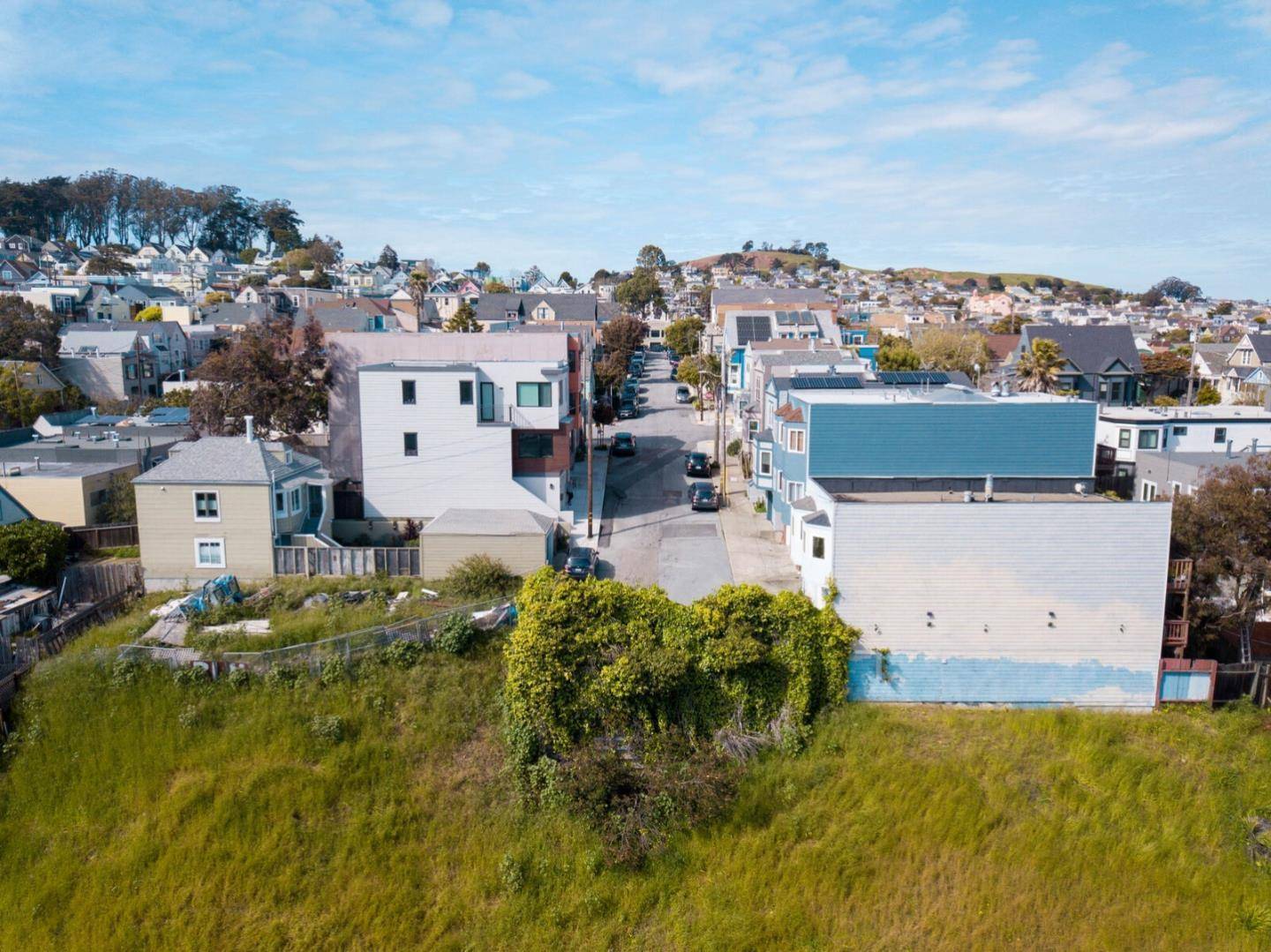 San Francisco, CA 94110,132 Bache ST