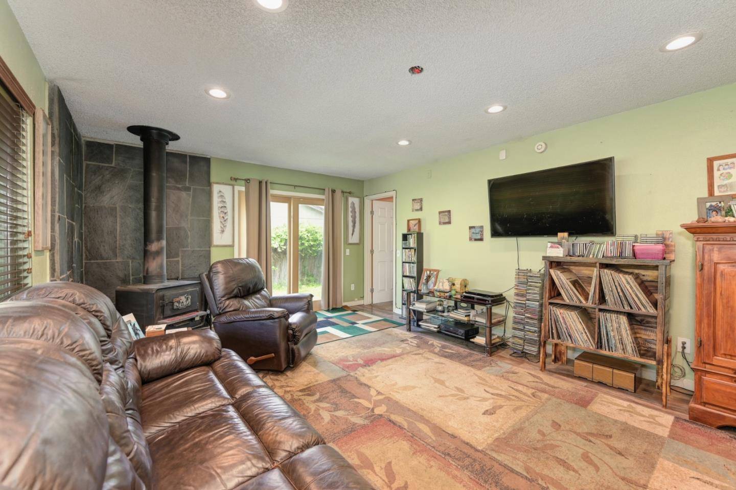 Copperopolis, CA 95228,874 Feather DR