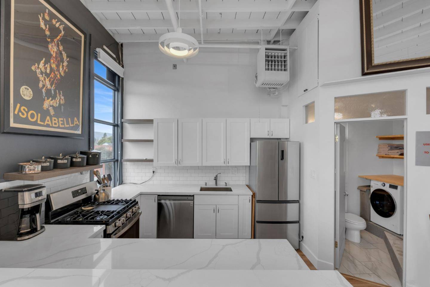 Emeryville, CA 94608,4053 Harlan ST 311