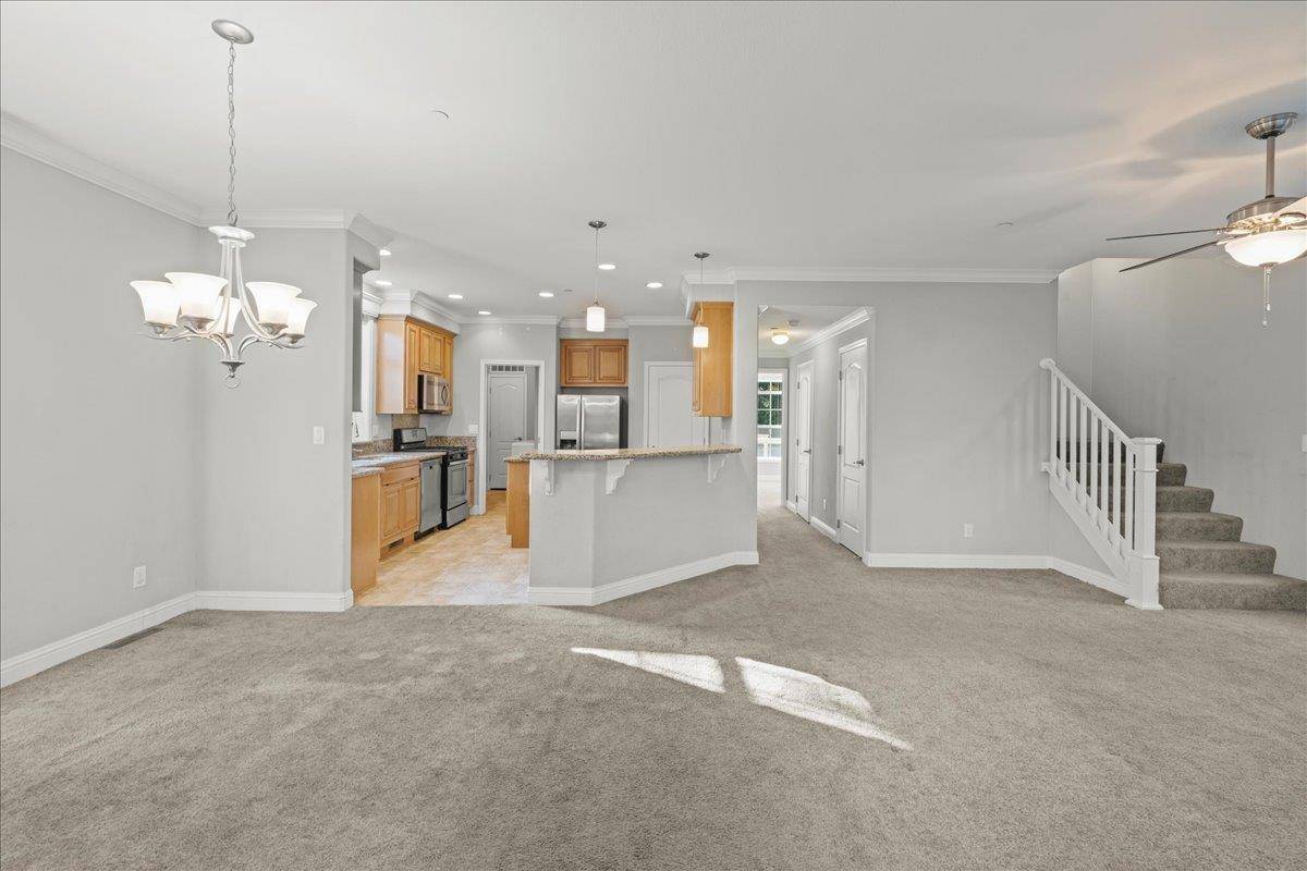 Los Gatos, CA 95033,24130 Loma Prieta AVE
