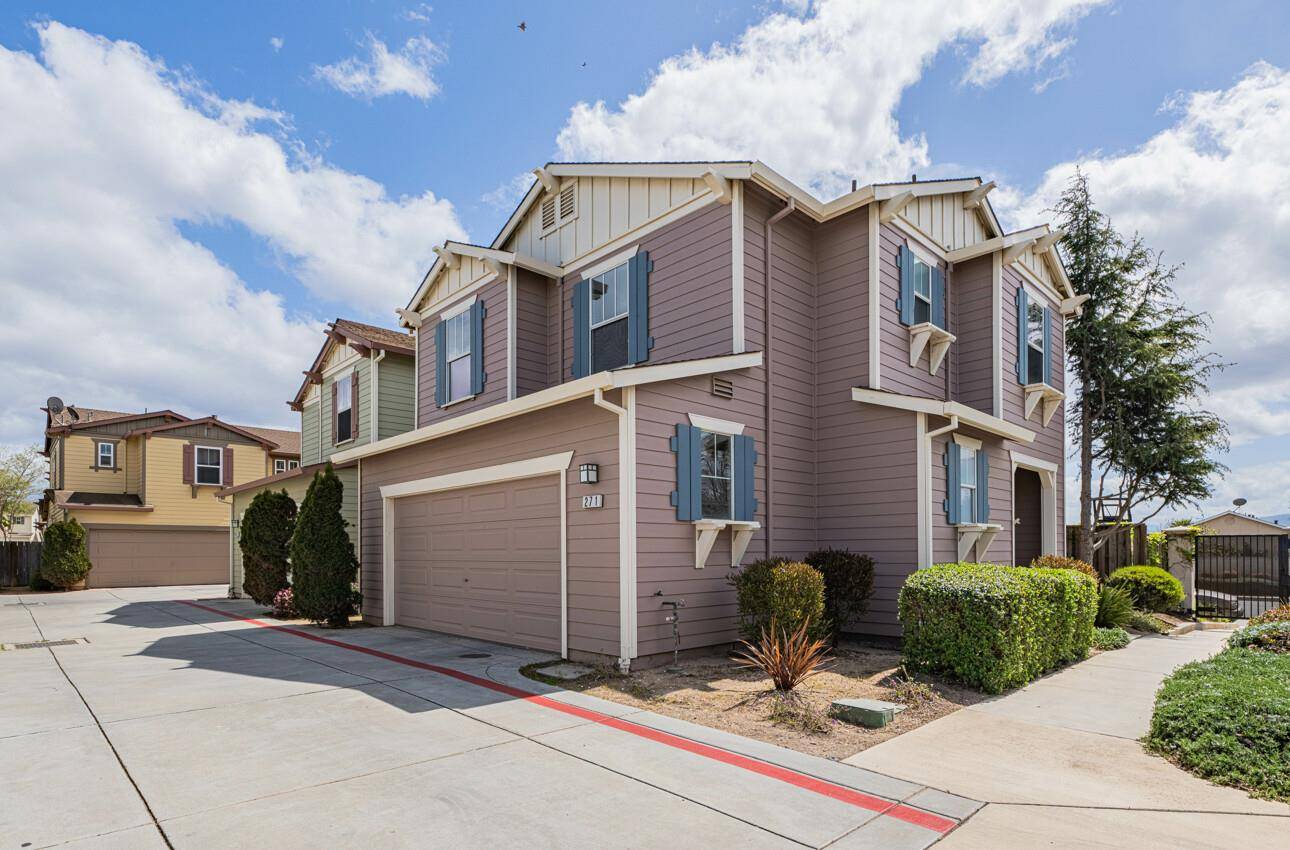 Soledad, CA 93960,271 Azalea PL