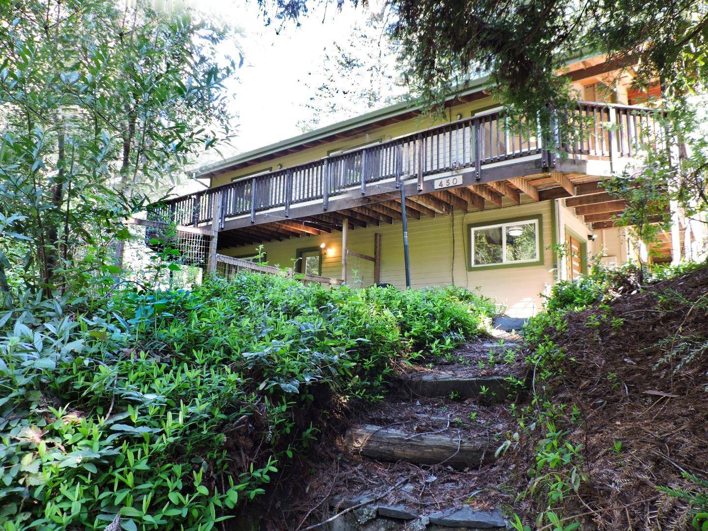 Boulder Creek, CA 95006,450 Bernstein DR