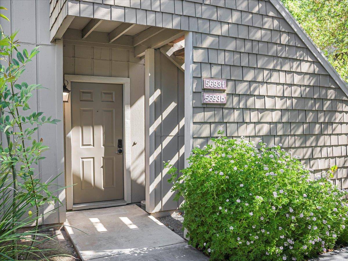 San Jose, CA 95123,5693 Makati CIR B