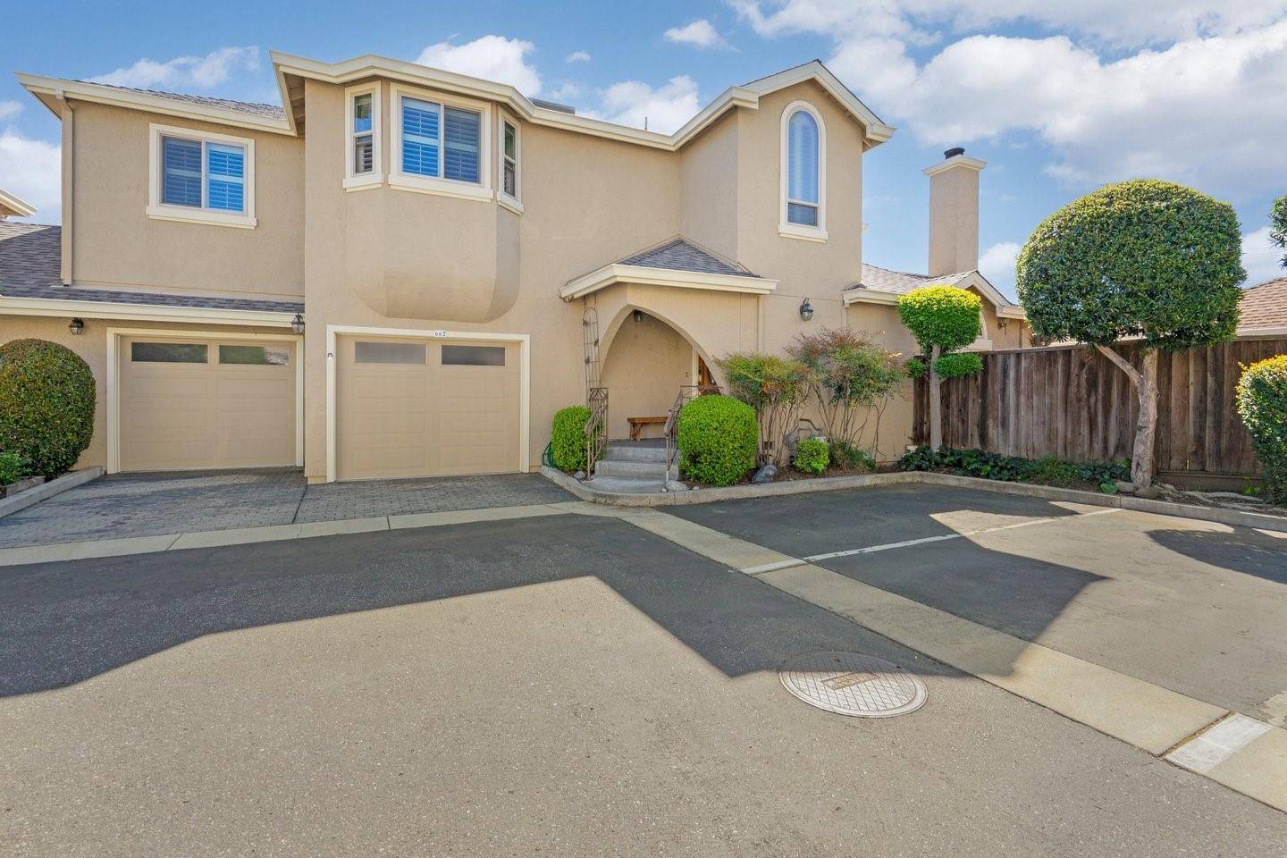 Campbell, CA 95008,662 W Parr AVE