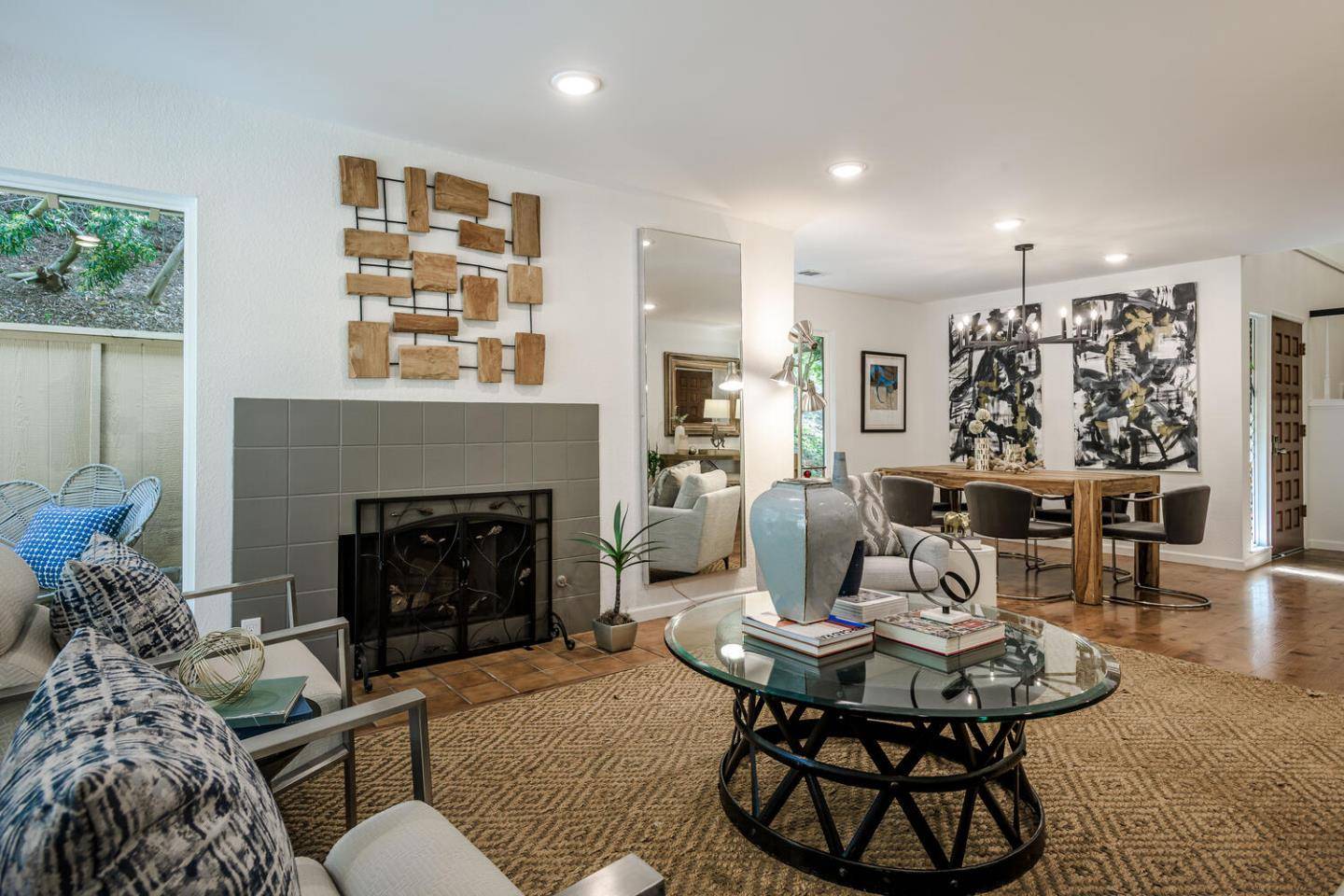 San Carlos, CA 94070,1 Buttercup LN