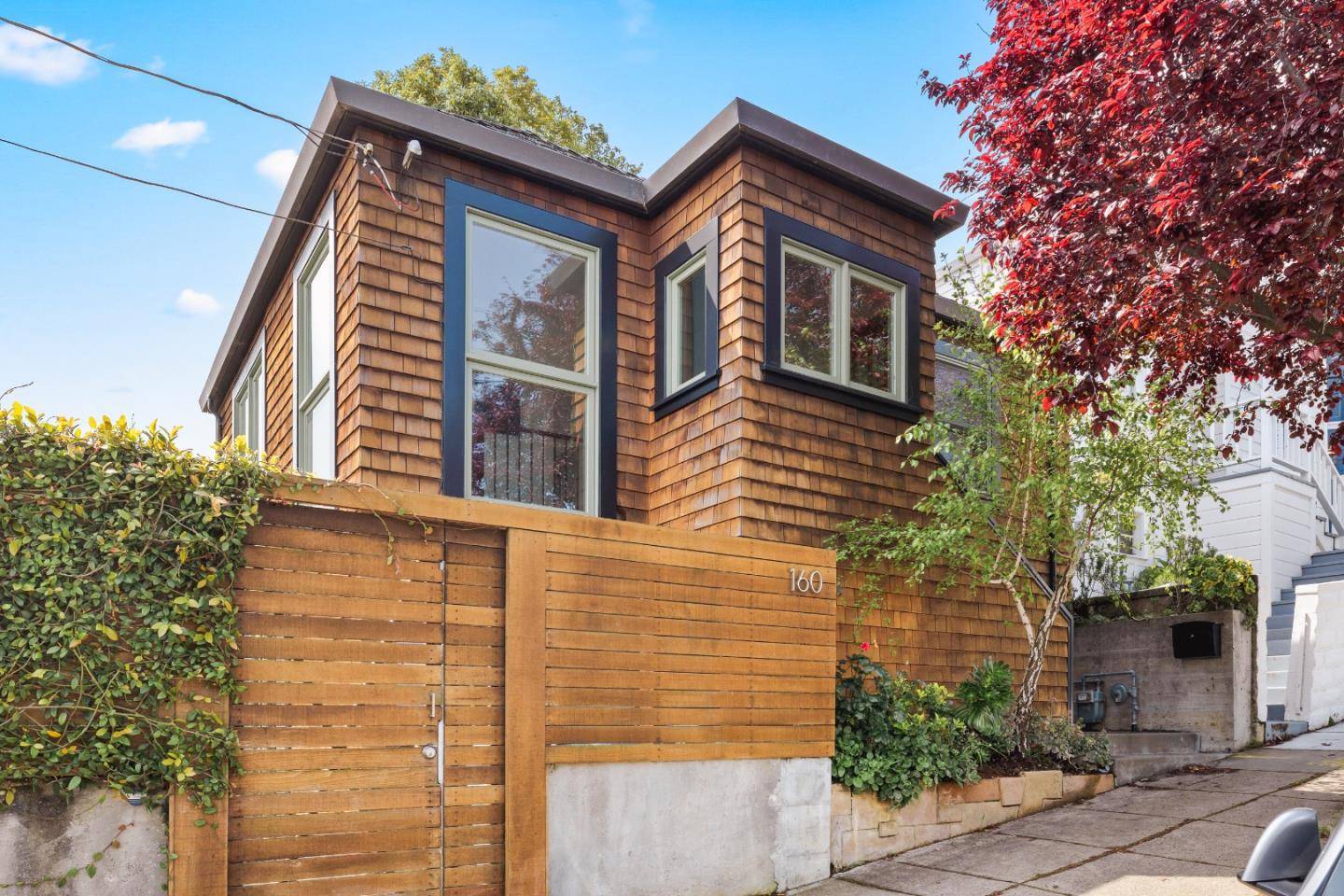 San Francisco, CA 94110,160 Newman ST