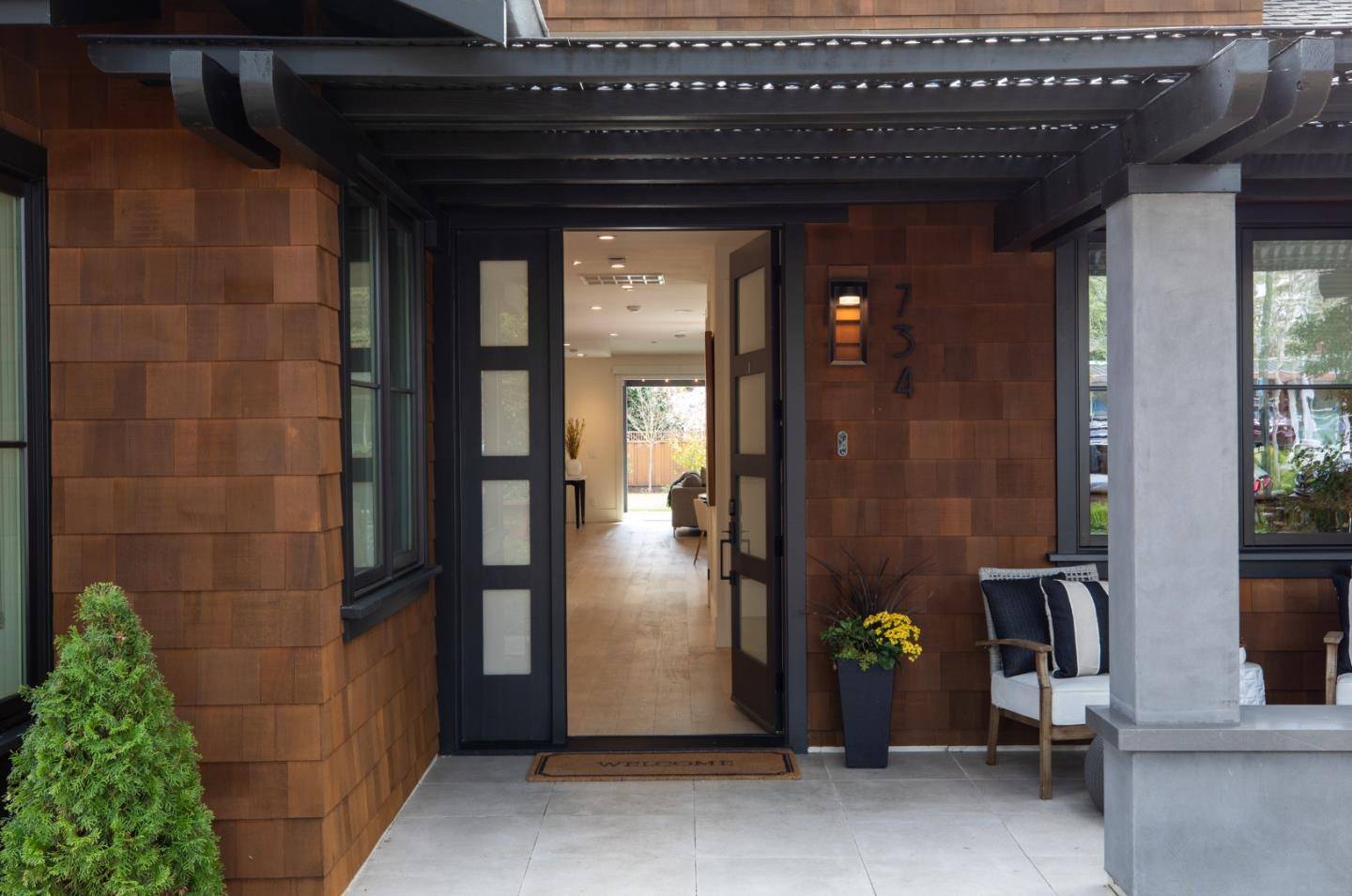 Palo Alto, CA 94301,734 Channing AVE