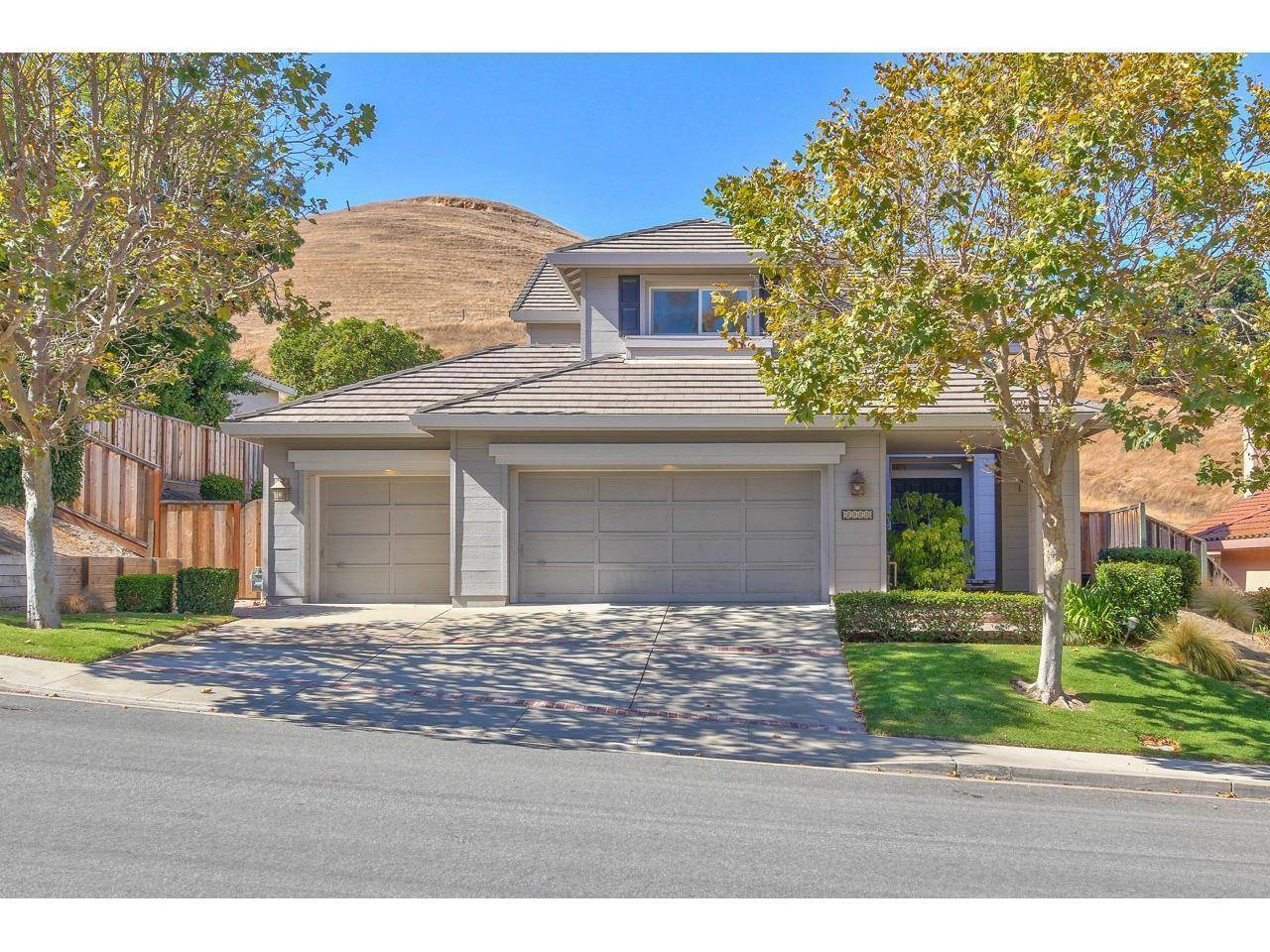 Salinas, CA 93908,21428 Riverview CT