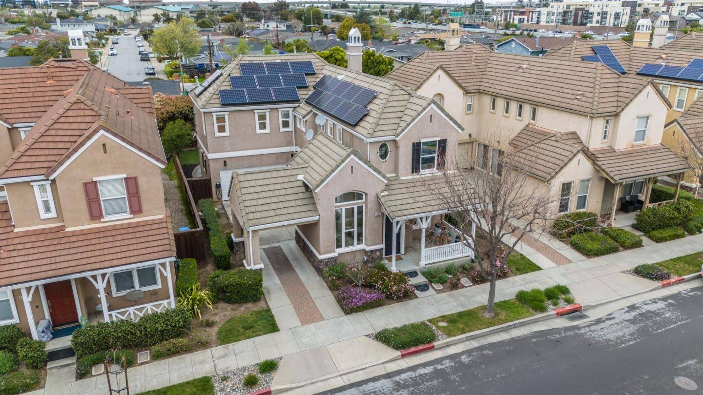 San Mateo, CA 94403,1133 Wayne WAY